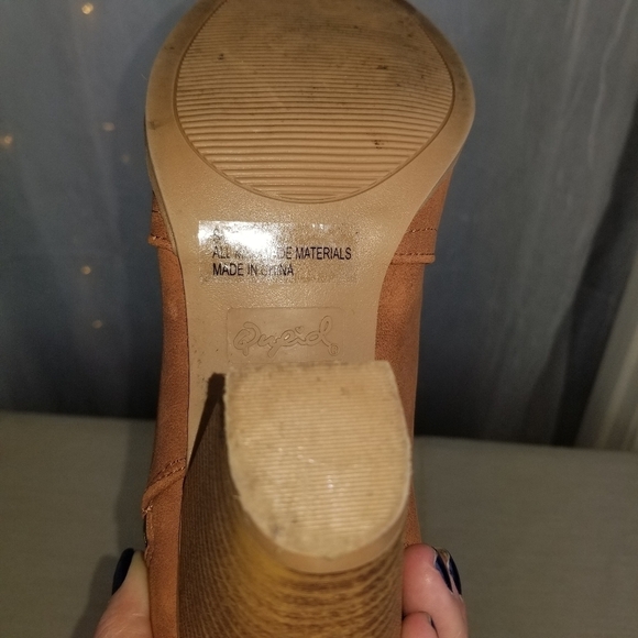 Qupid ankle boots. - Picture 10 of 10